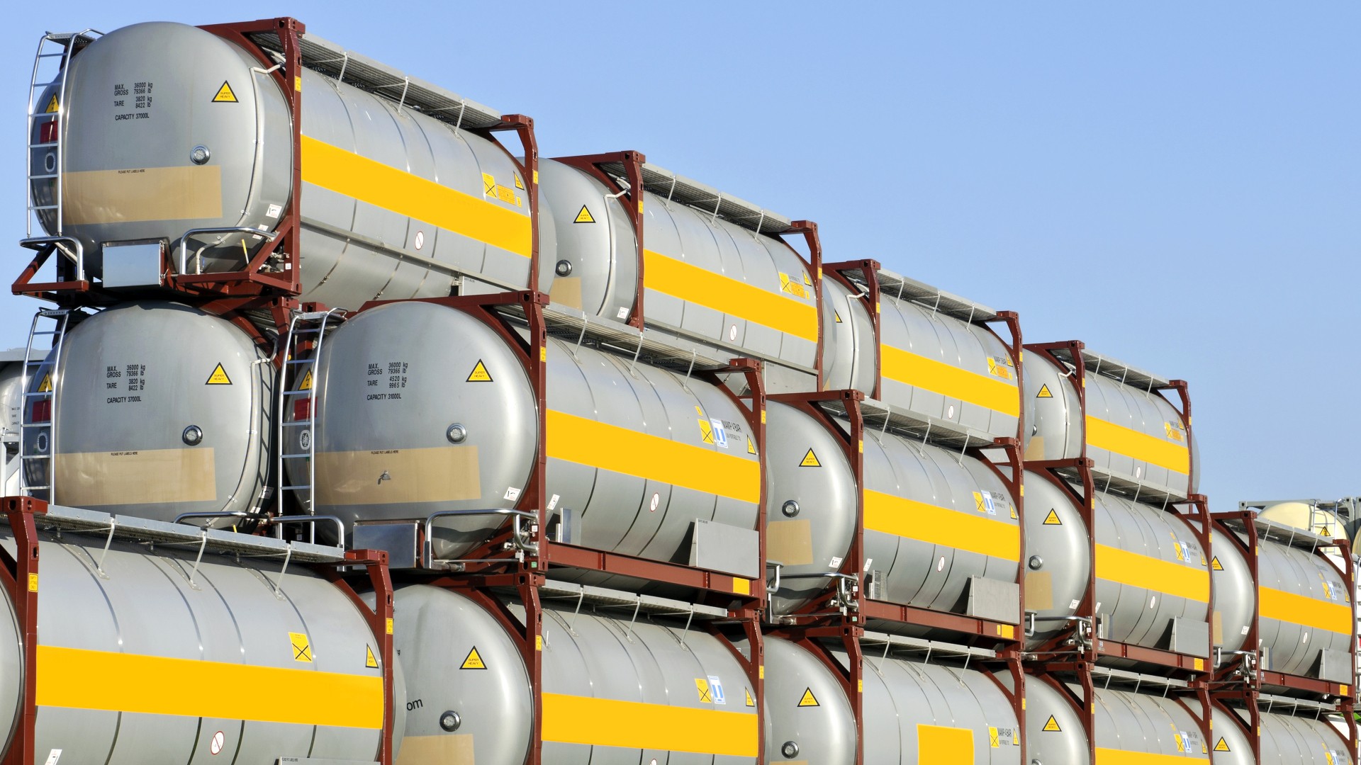 cargo containers Sale-and-Lease-back