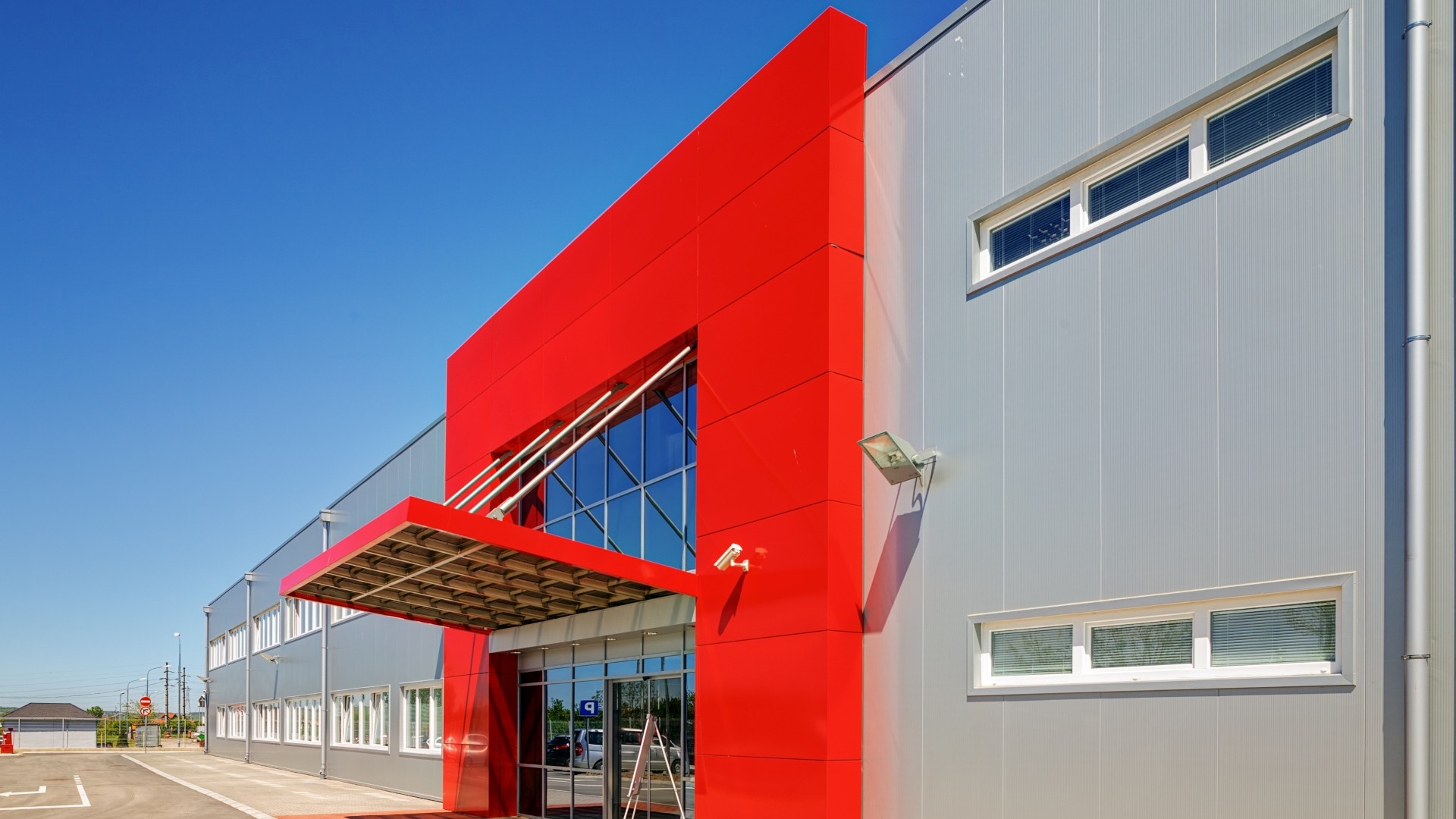 Aluminum facade on industrial building Sale-and-Lease-back